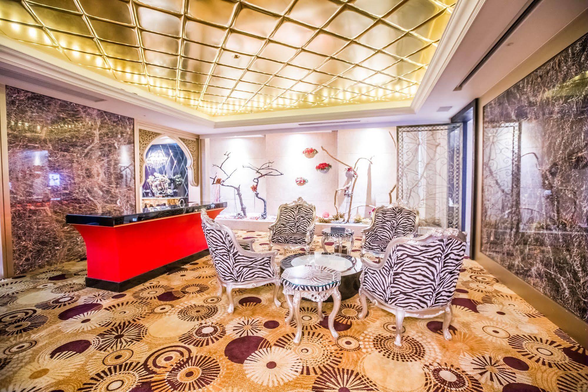 Ohya Chain Boutique Motel Taoyuan Buitenkant foto